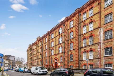 2 bedroom flat for sale, Elliotts Row, London
