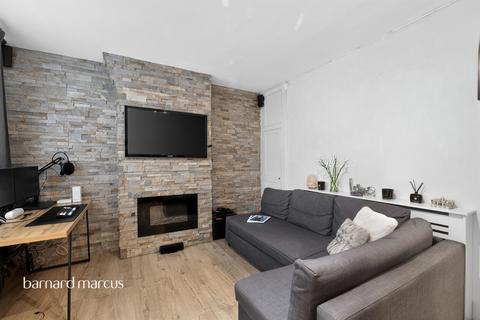 2 bedroom flat for sale, Vauxhall Street, London