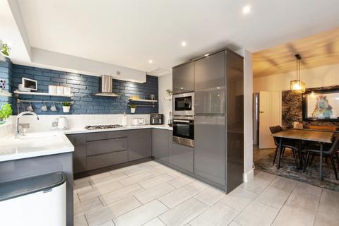 3 bedroom semi-detached house for sale, Green Bank, Ince, Chester