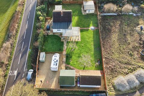 2 bedroom detached bungalow for sale, Sutton Road, Huttoft, ALFORD
