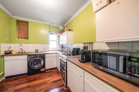 1 bedroom flat for sale, St. Georges Road, London