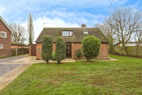 4 bedroom detached house for sale, Church Road, Stowupland, Stowmarket