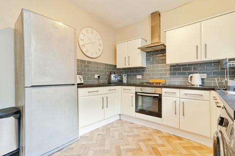 3 bedroom terraced house for sale, Park Avenue, Keighley BD22