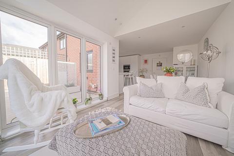 3 bedroom semi-detached house for sale, Kingswood Green, Lapworth, B94