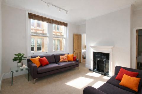 1 bedroom flat to rent, Charing Cross Road, London, Covent Garden, WC2H