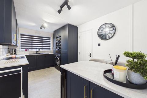 3 bedroom detached house for sale, Lower Meadow, Quedgeley, Gloucester, Gloucestershire, GL2