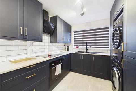 3 bedroom detached house for sale, Lower Meadow, Quedgeley, Gloucester, Gloucestershire, GL2