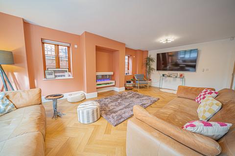 7 bedroom detached house for sale, The Crescent, Hampton-In-Arden, B92