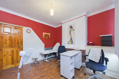 2 bedroom terraced house for sale, Tudor Road, Leicester LE3