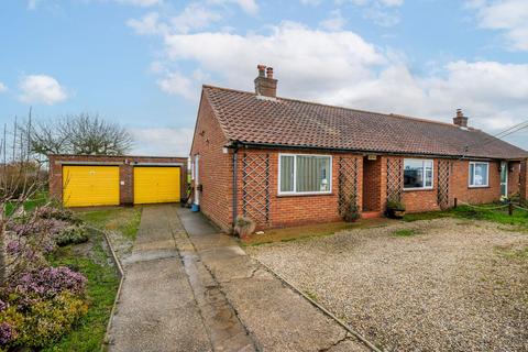 2 bedroom semi-detached bungalow for sale, Swanton Road, Dereham