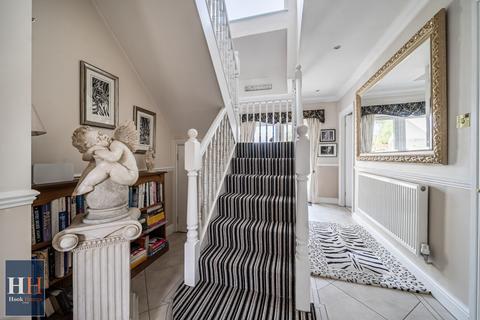 3 bedroom semi-detached house for sale, Willow Close, Mytchett GU16