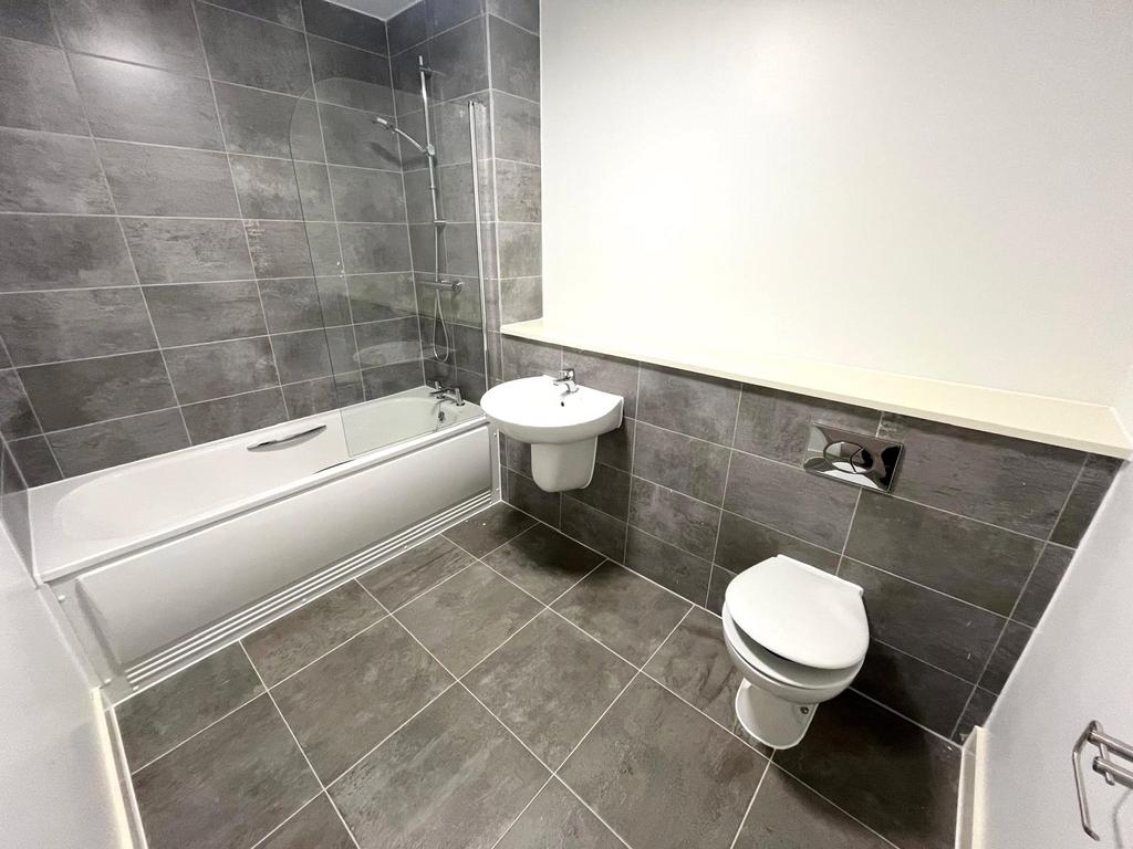 Main Bathroom