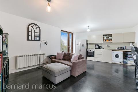 1 bedroom apartment for sale, Garratt Lane, London