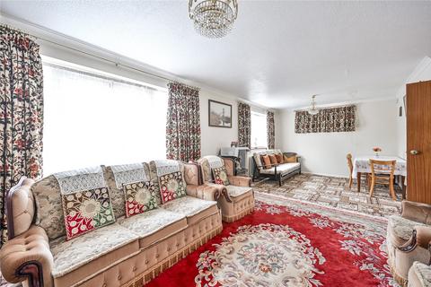 4 bedroom detached house for sale, Marshalls Close, London, N11