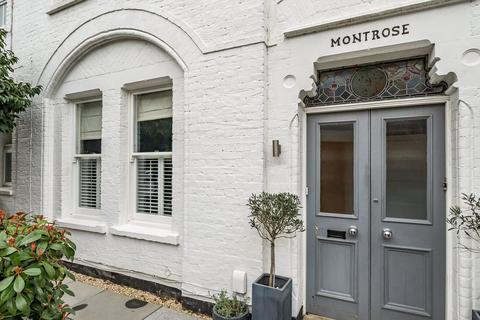 2 bedroom flat for sale, Frances Road, Windsor, SL4