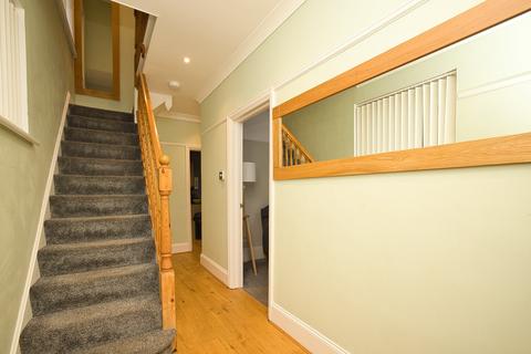 3 bedroom semi-detached house for sale, Bradstow Way, Broadstairs, Kent, CT10