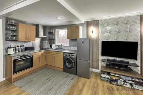 1 bedroom flat for sale, Foxglove Way, Wallington SM6