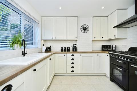 undefined, Batemans Road, Brighton