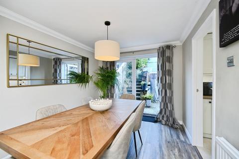 undefined, Batemans Road, Brighton