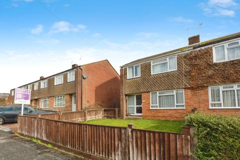 3 bedroom end of terrace house for sale, Baverstocks, Alton, GU34