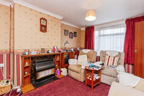 3 bedroom end of terrace house for sale, Baverstocks, Alton, GU34