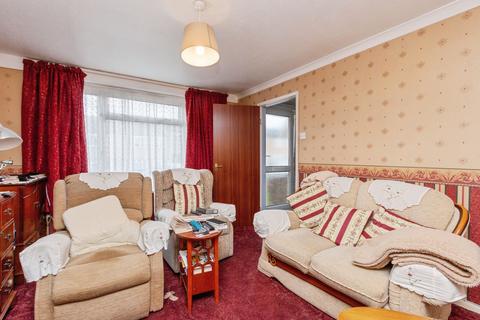 3 bedroom end of terrace house for sale, Baverstocks, Alton, GU34