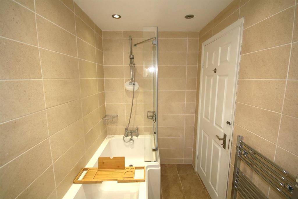 Bathroom Ground b.JPG