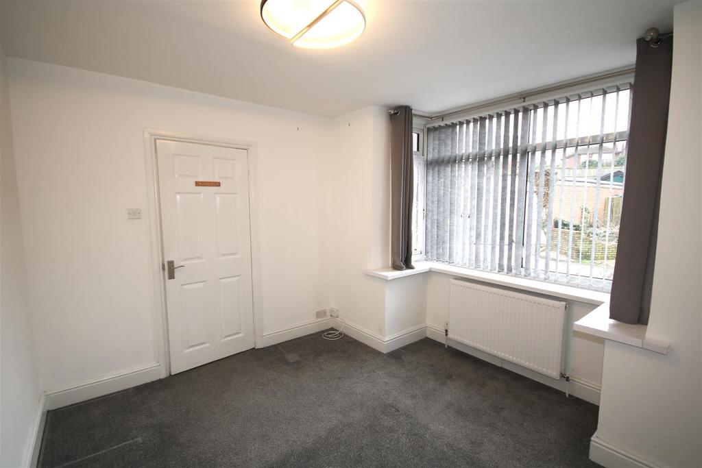 Sitting Room b.JPG