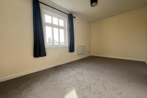 2 bedroom maisonette to rent, Springfield Road, Chelmsford