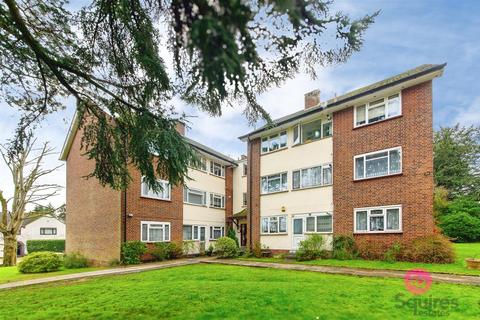2 bedroom flat for sale, Holders Hill Road, Hendon, London