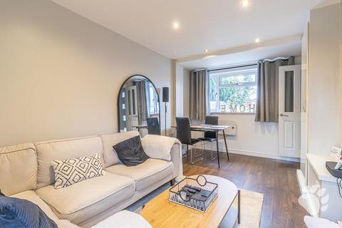 undefined, Charleston Avenue, Basildon SS13