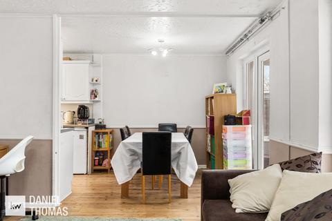 2 bedroom terraced house for sale, DANIEL THOMAS| Blackmore Court, Waltham Abbey, EN9 3HJ