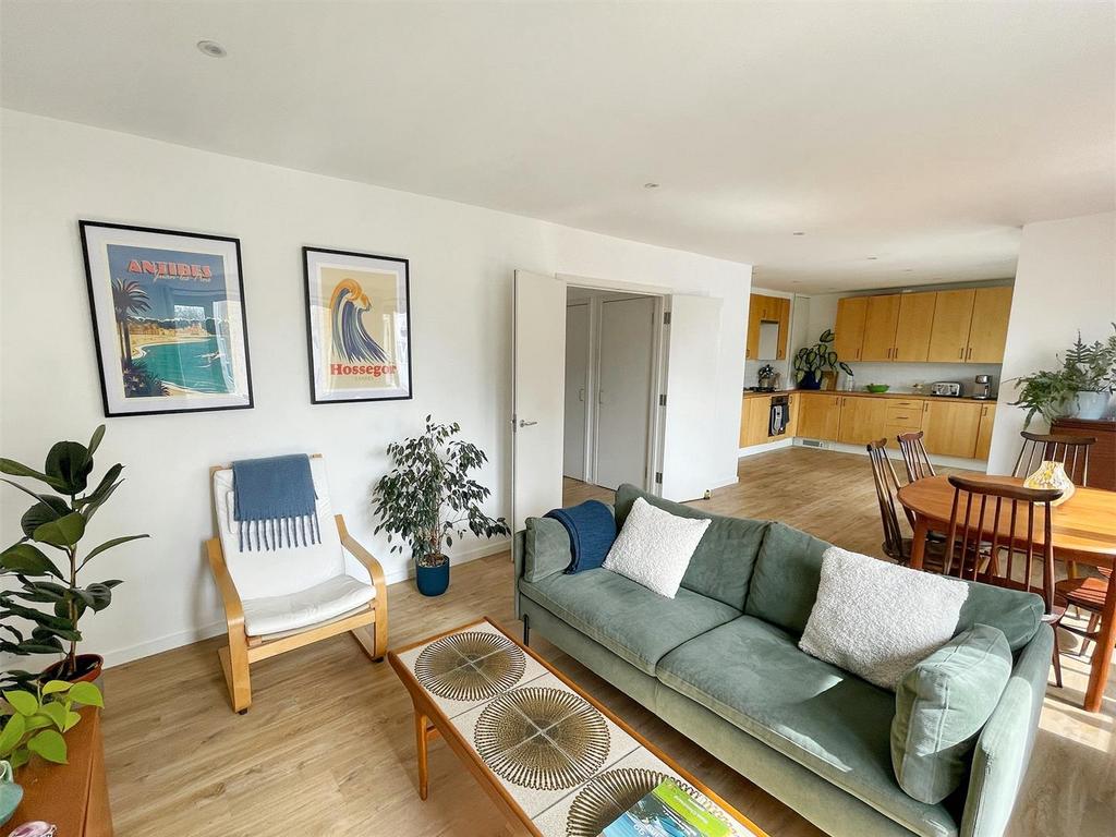 Living Room.jpg