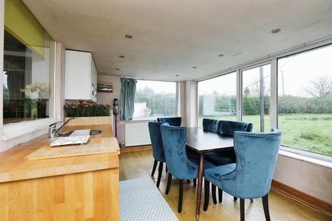 4 bedroom detached house for sale, Bawtry Road, Tickhill, Doncaster