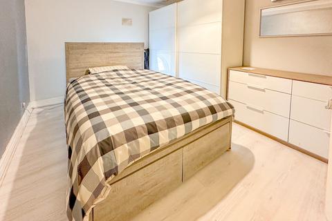 2 bedroom apartment for sale, Highfields Road, Huddersfield