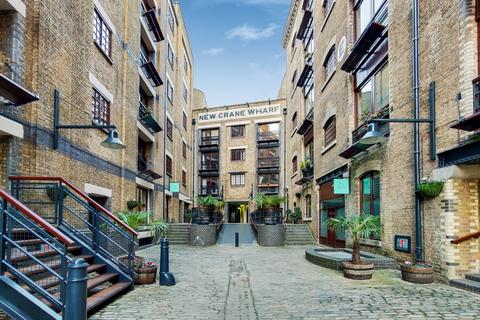 1 bedroom apartment for sale, 8 New Crane Place, London, London, London, E1W