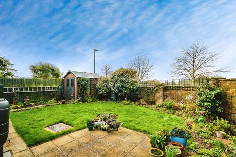 3 bedroom detached house for sale, Priory Close, Sompting, Lancing