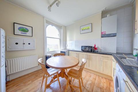 1 bedroom flat to rent, Church Grove, Kingston Upon Thames KT1