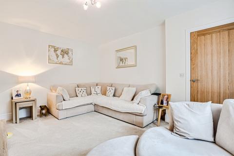 undefined, Millfield Drive, WAKEFIELD
