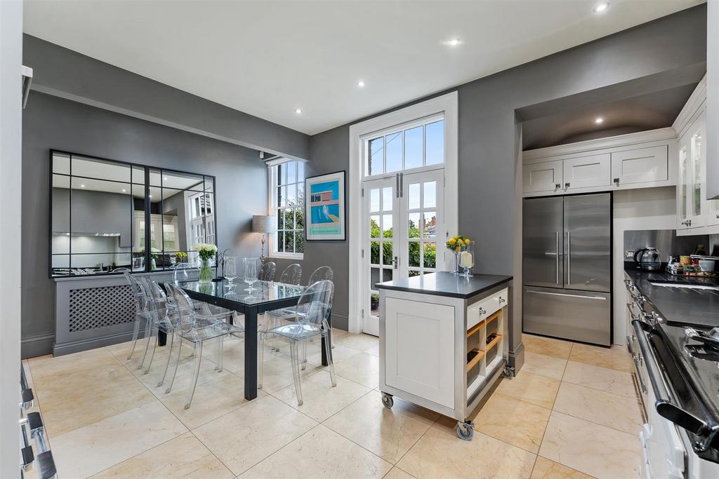 Dining Kitchen