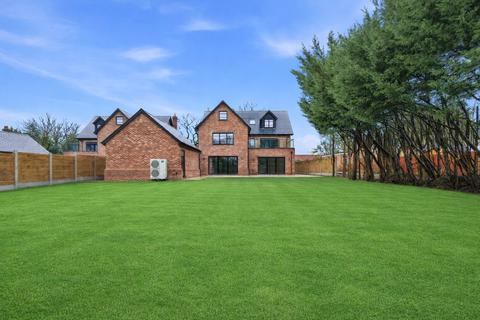 6 bedroom detached house for sale, Catkins, East Hanningfield Road, Sandon, Chelmsford, CM2