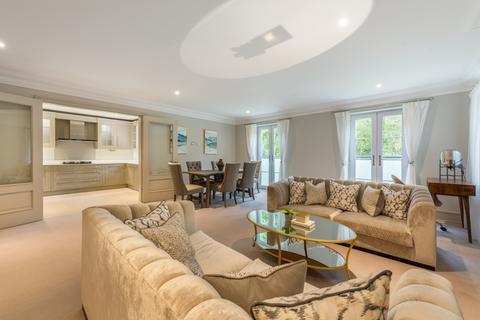 undefined, Kingswood Ascot SL5