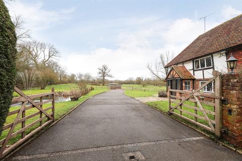 undefined, Troy Lane, Edenbridge, Kent, TN8