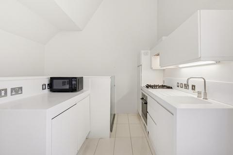 2 bedroom penthouse to rent, Swallow Street, Mayfair, W1B