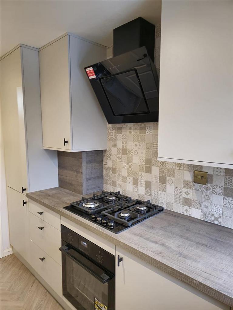 3 high dene kitchen 1.jpeg