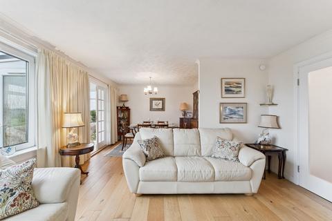 undefined, The Button, Strathview Terrace, Balfron G63