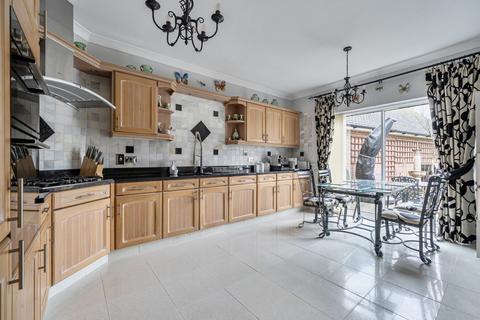 undefined, Barrow Close, Billingshurst, RH14