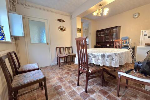5 bedroom semi-detached house for sale, Howard Street, Gloucester