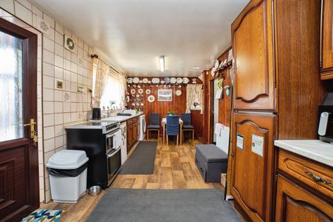 3 bedroom semi-detached house for sale, Eastfield Drive, Alfreton DE55