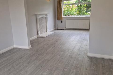 3 bedroom house to rent, Cornwell Road, Old Windsor, Windsor, SL4